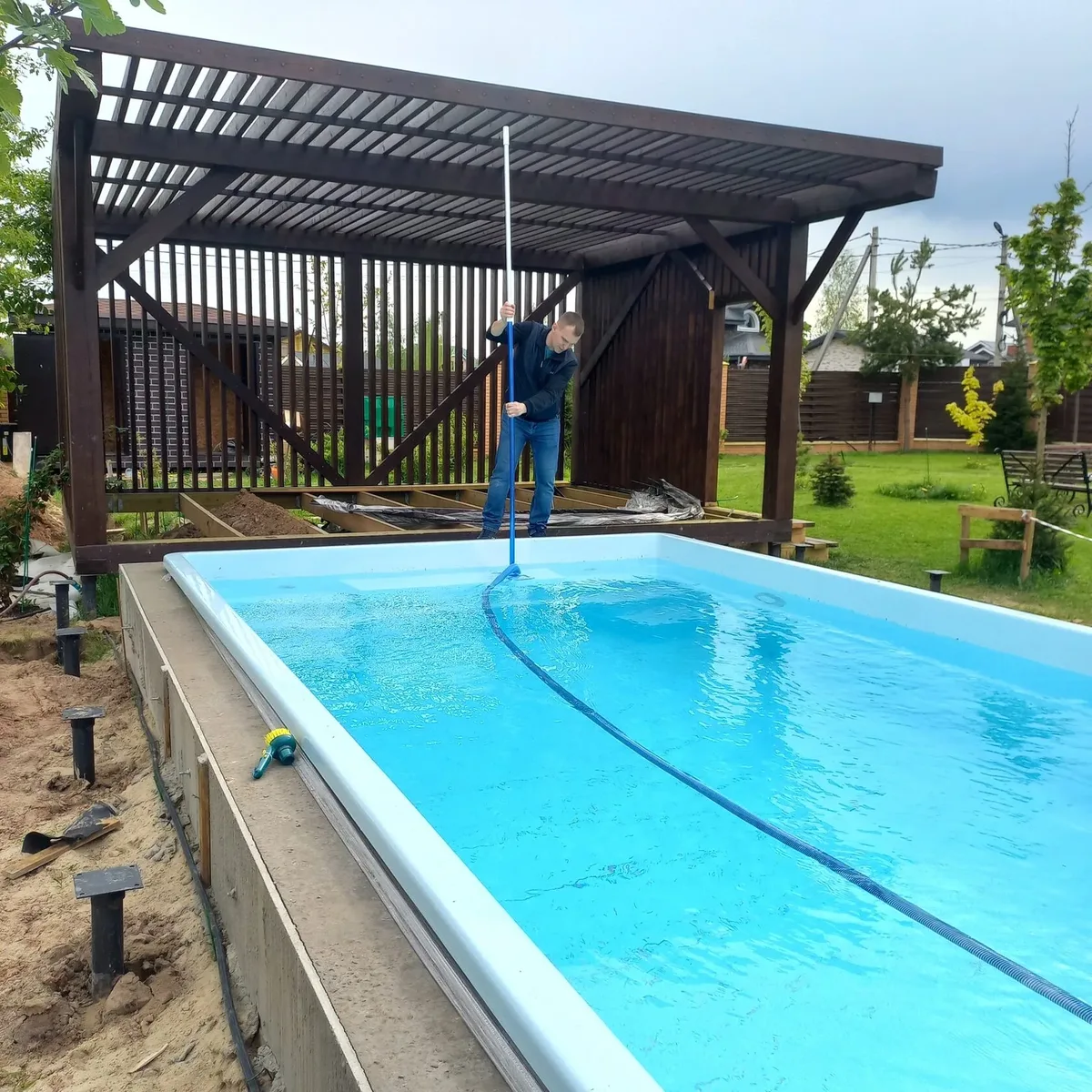 Копинговый бордюрный камень для бассейна Laguna в Перми