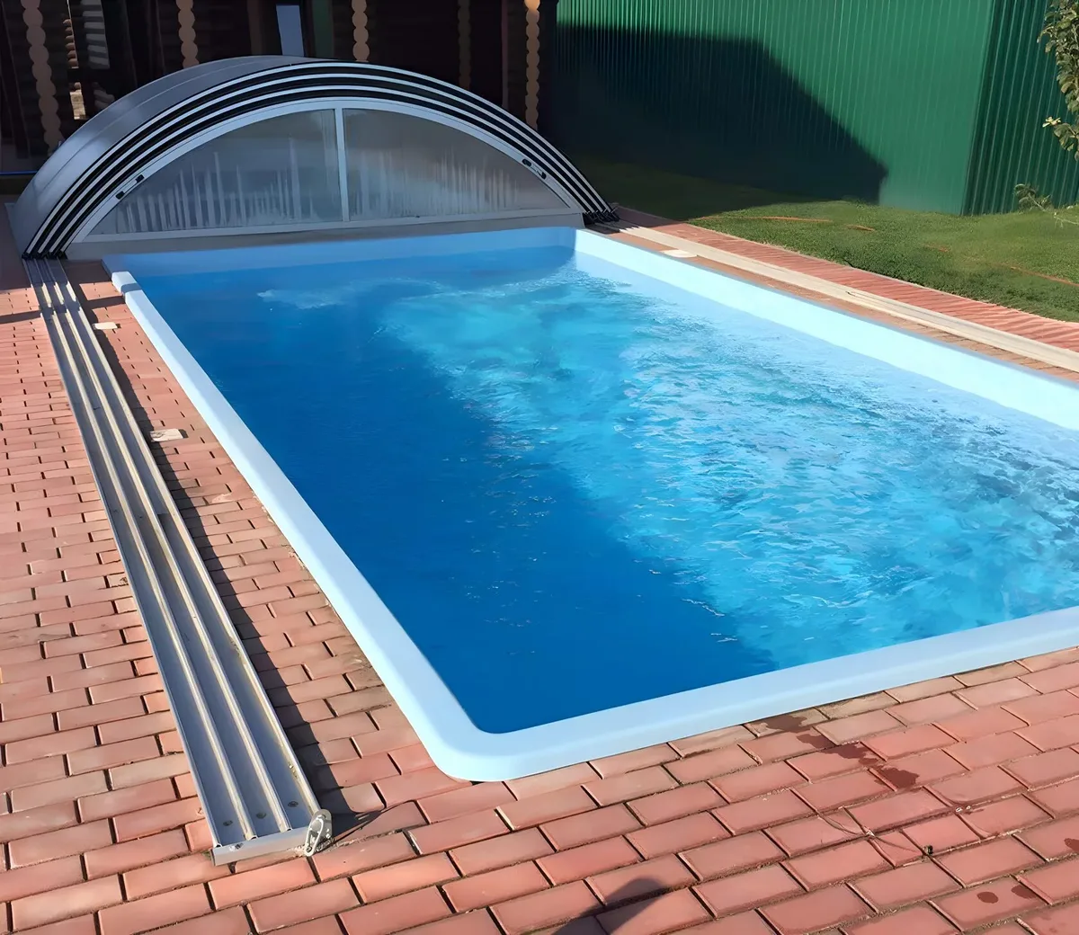 Laguna 7 — вечернее освещение в Перми